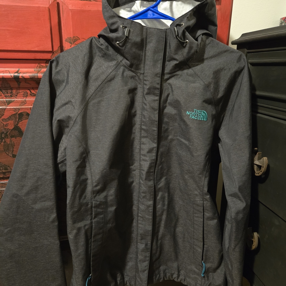 The North Face Women's Charcoal Gray Ski Jacket